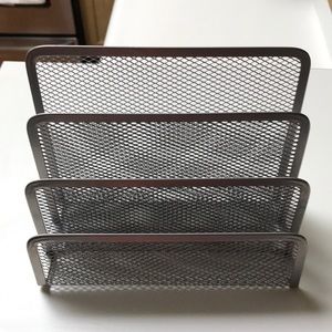 Silver mesh letter holder